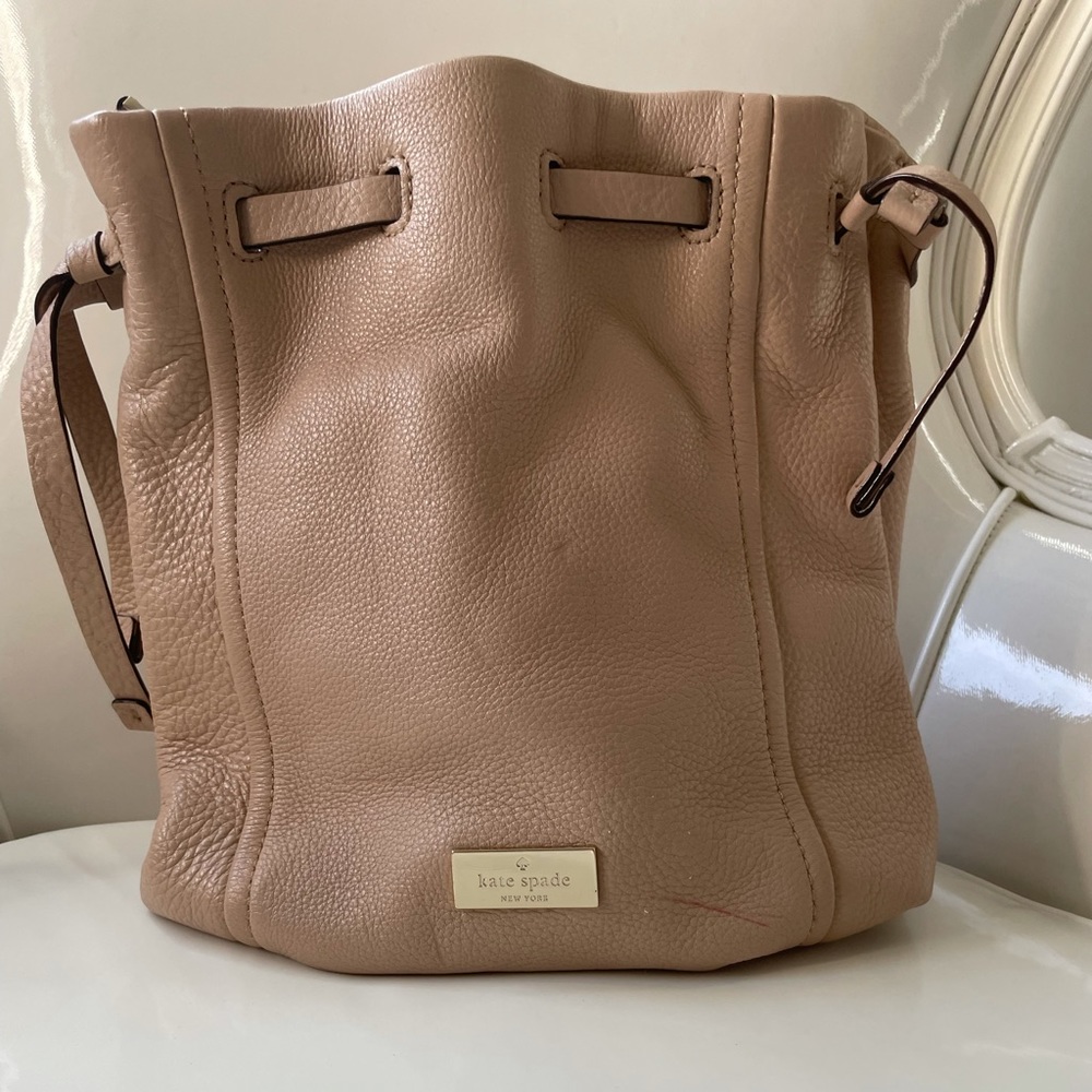 Kate Spade Tan Bucket Bag
